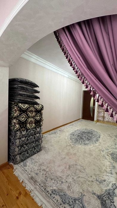 Продам 4х комнатный банковский дом Чилонзар Ц