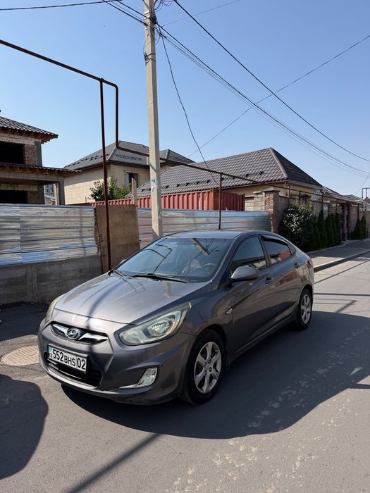 Hyundai Accent 2014