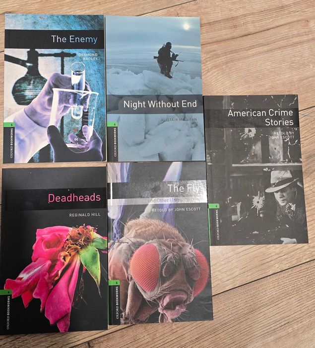 Vand Colectie carti Oxford BookWorms, in total 32 de bucati.