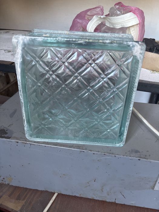 Отдам стеклянные