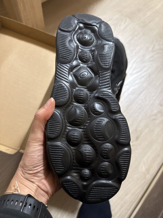 Чисто Нови мъжки маратонки Asics