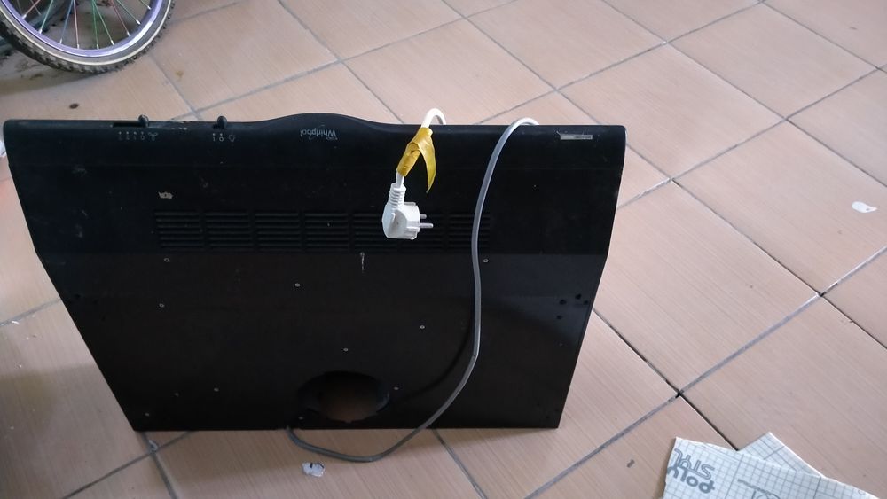 Продам вытяжку хорошом состояние.