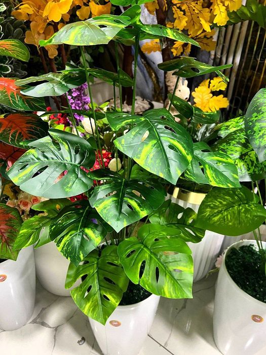 Suniy gullar va darahtlar искусственные цветы и деревья