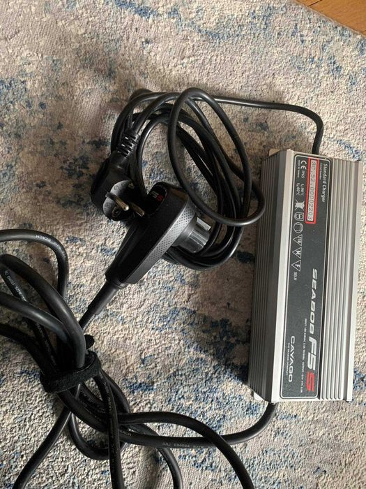 Seabob F5S Зарядно