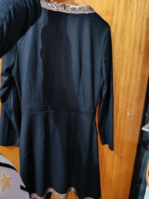Rochie Zee Lane cu paiete aurii, mărimea 38