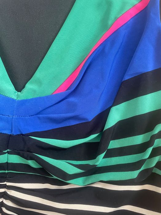 Красива рокля Л /ХЛ