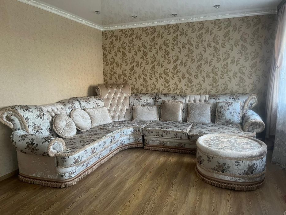 Диван для гостиной