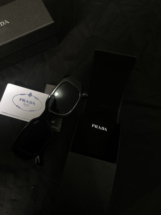 Ochelari de soare Prada