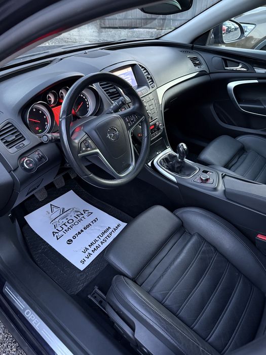 Posibilitate Rate Opel Insignia Cosmo 4x4, Garantie 12 36 luni