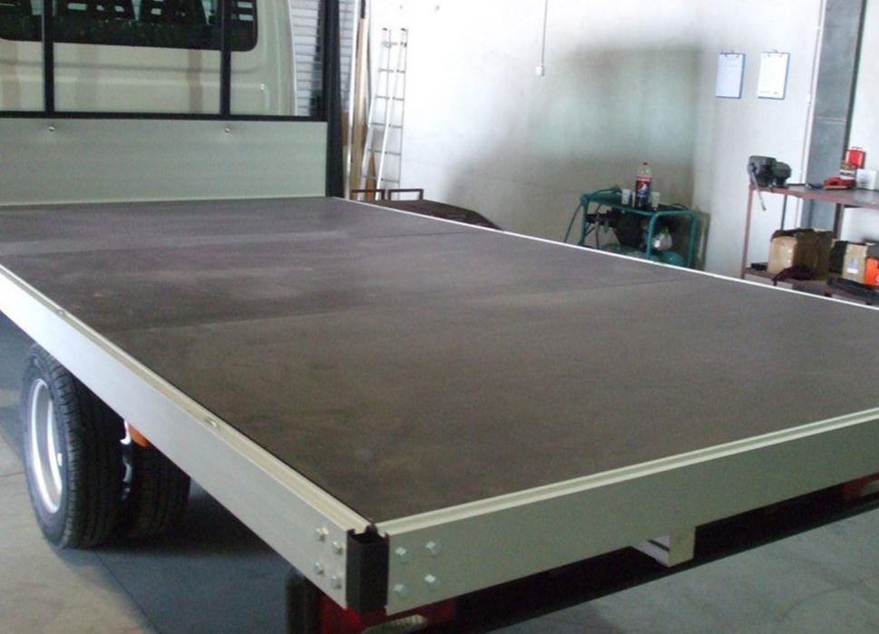 Фанера  ламинированная формат  1.5×3.0метра