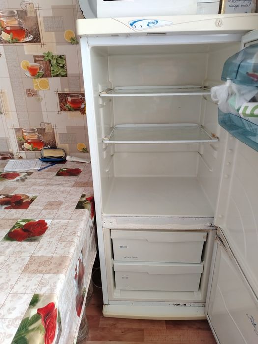 Продам Холодильник РOZIS