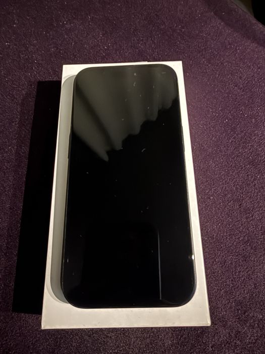 Iphone 16, 3 години гаранция