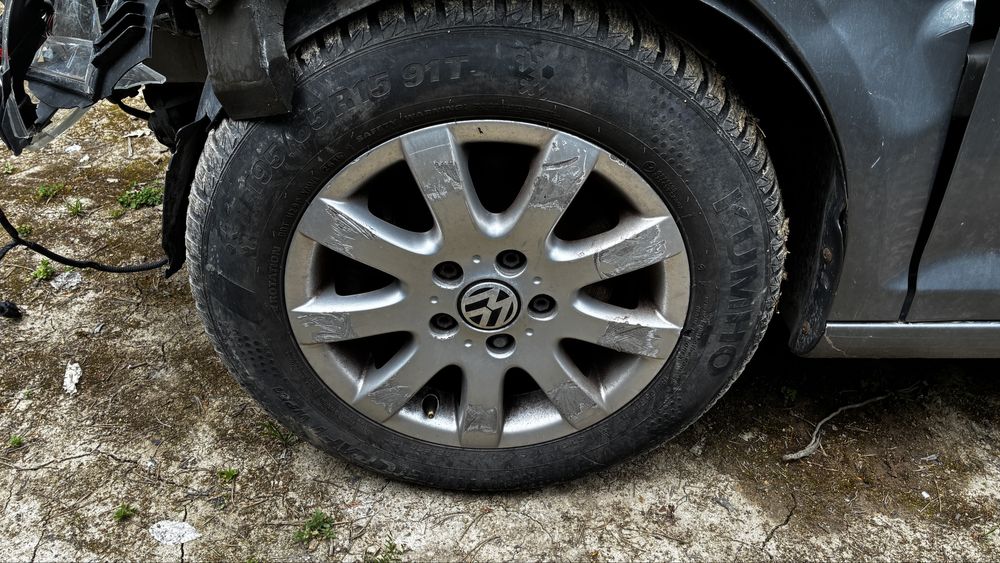 Алуминиеви джанти с гуми 15 5x112 VW Golf 5