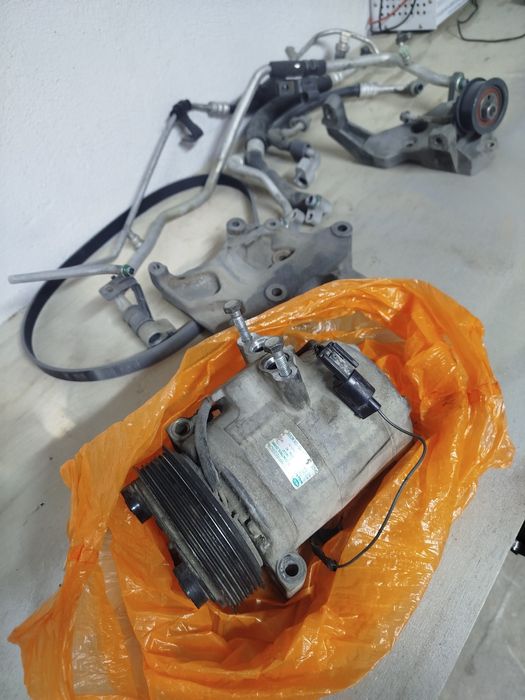 Авто Компрессор кондиционера