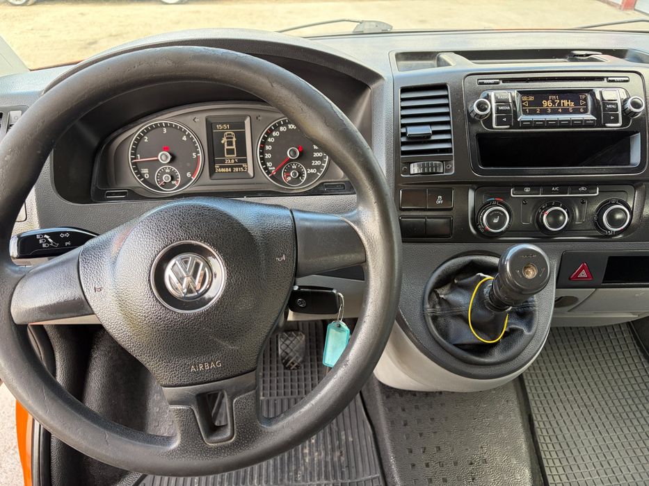 VW T5 Facelift  Doka 140CP/AC
