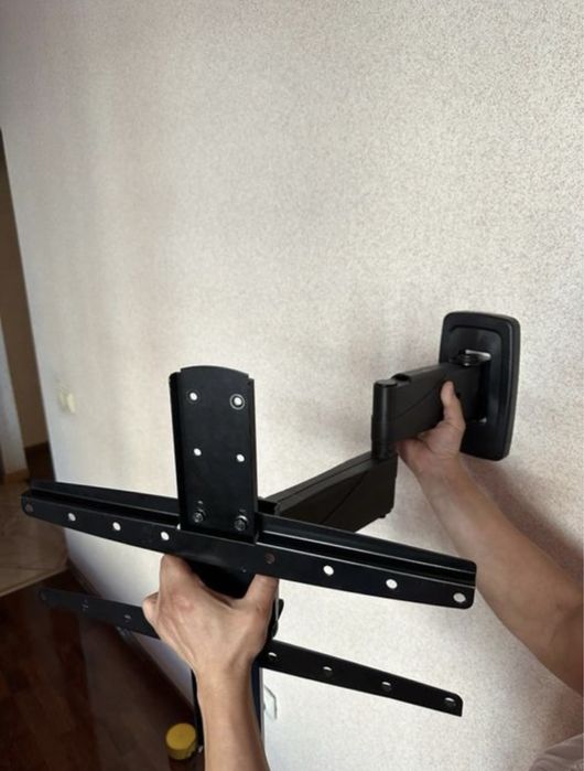 Кронштейн для тв