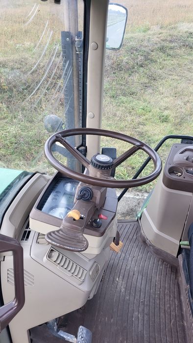 Tractor john deere 6520