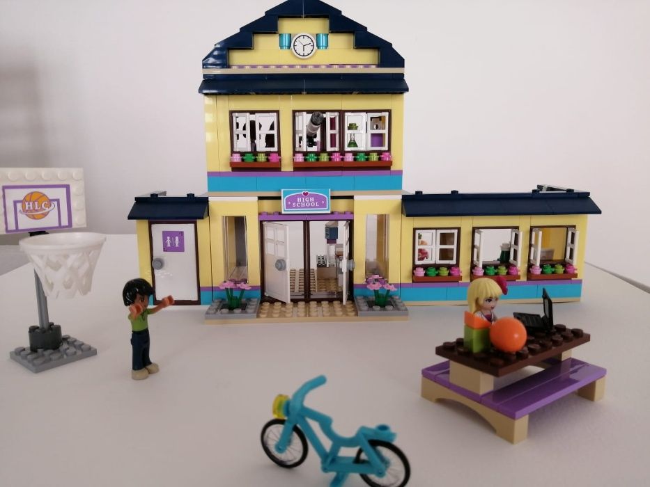 Lego friends Olivia' shouse 3315+Liceul Heartl. 41005+cadou.