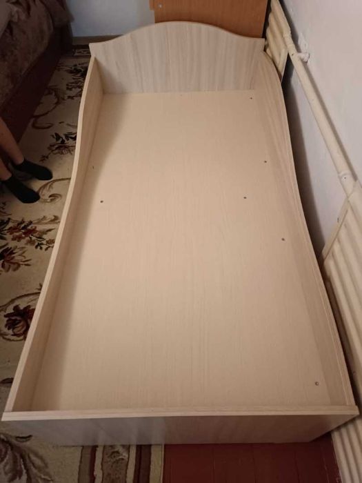 Детская кровать с ящиками