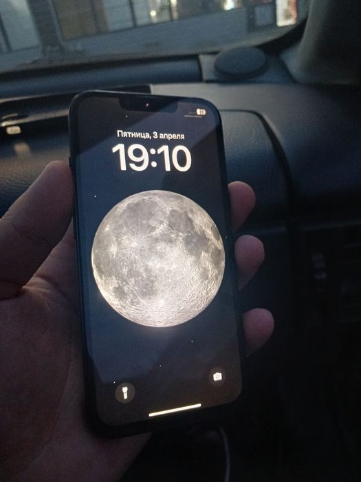 Айфон 13 сатылады