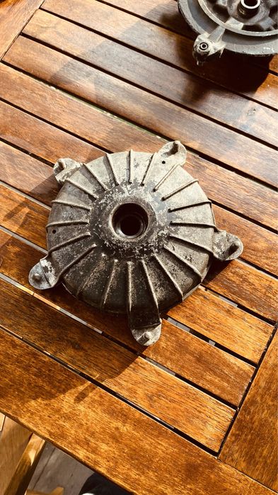 Vand tamburi de frana fara/spate pentru Vespa clasica 10 inchi