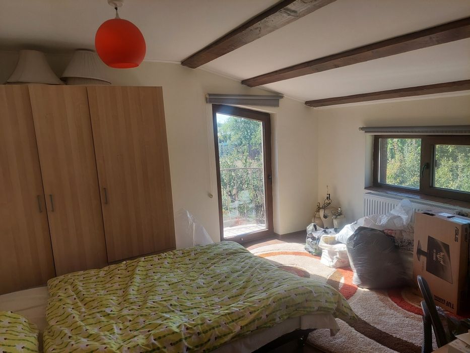 Casa la curte,3 dormitoareliving