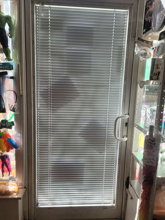 Метален стилаж на пет  нива. 200/40/90