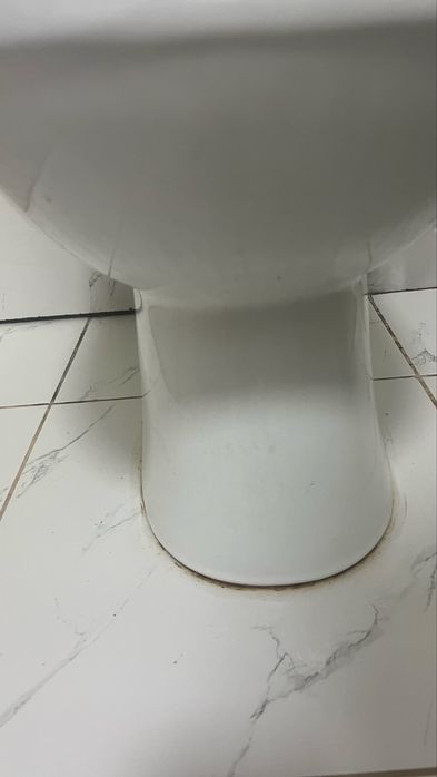 Срочно продам унитаз