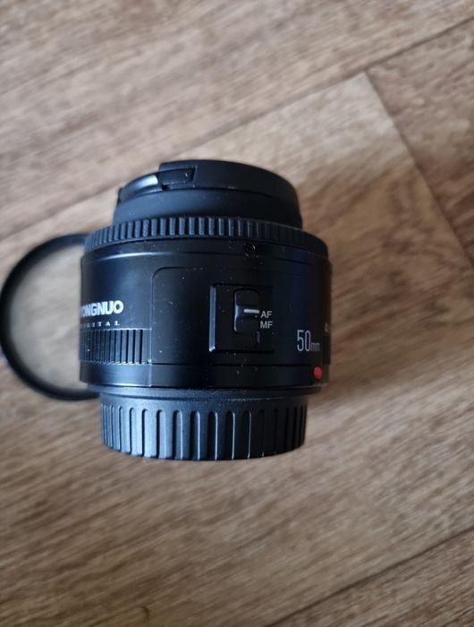 Фотоаппарат CANON EOS 1300D