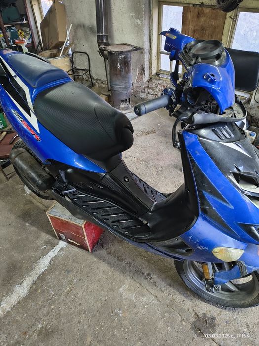 Aprilia SR 50 кубика