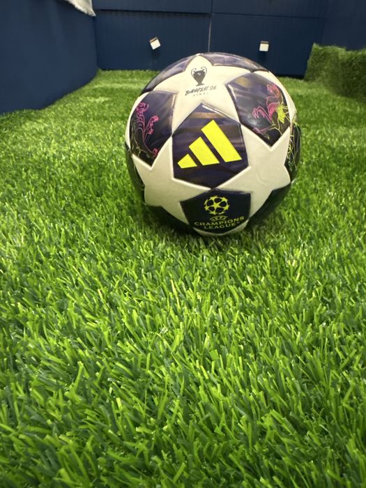 Adidas koptok champions league
