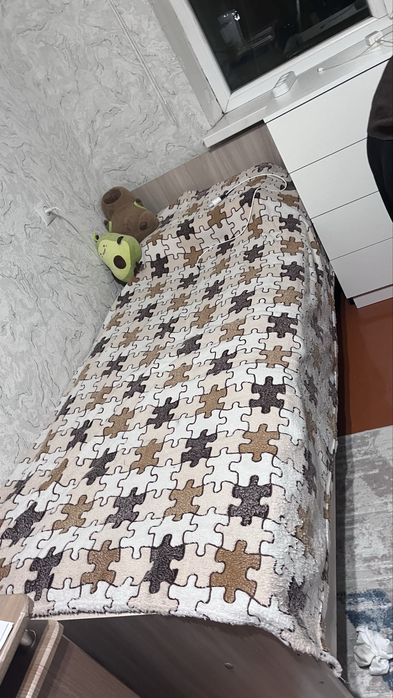 односпальную кровать