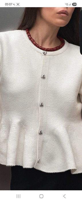 Zara трикотажна жилетка с пеплум Л-ХЛ размер
