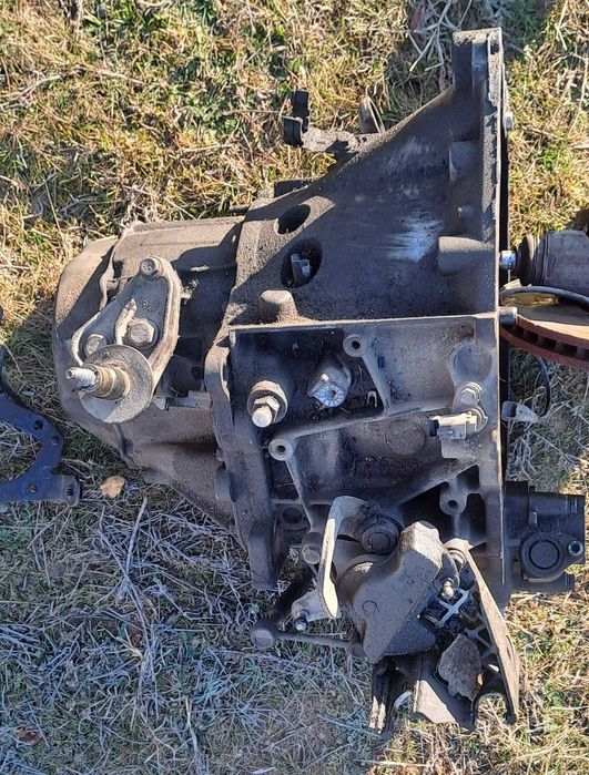 Ръчна скоростна кутия 5 степенна от Peugeot 307 2.0 HDI 90к.с