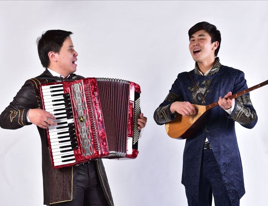 ТамадаАсабаАккордеонист