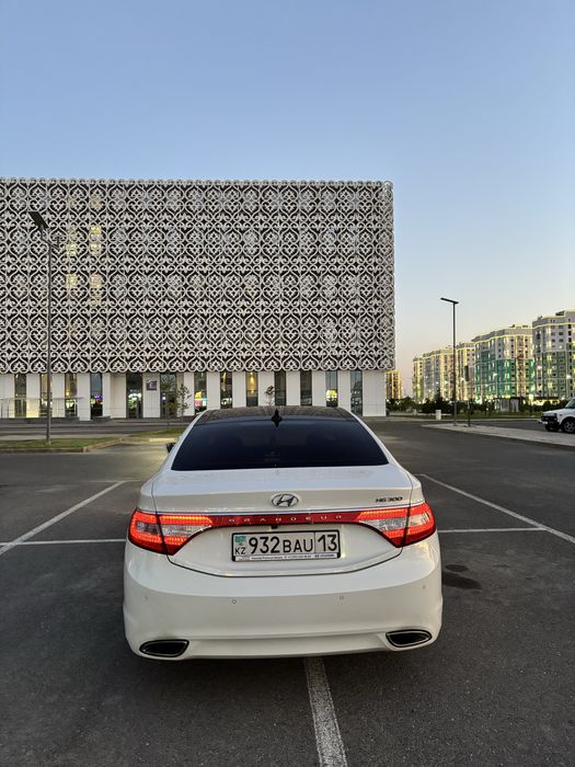 Hyundai grandeur 2012