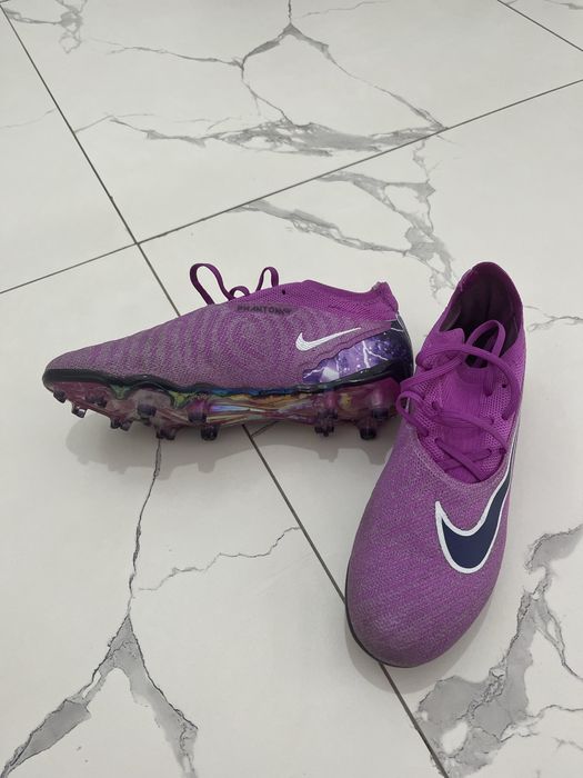 Футбольные бутсы