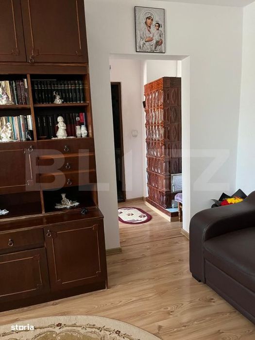 Apartament de vanzare, cu 3 camere, semidecomandat - in Vatra Dornei — fotografia 3