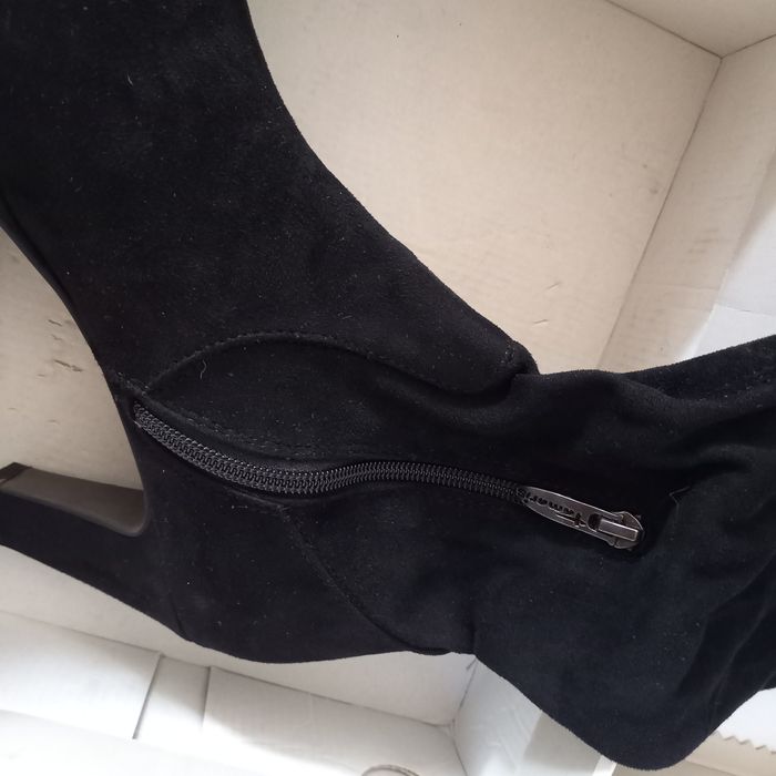 Велурени ботуши Tamaris 39 номер отлично състояние