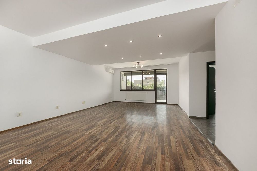 Vilă exclusiv rezidențială, Cortina Residence