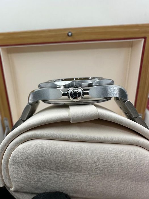 Omega Seamaster 300M