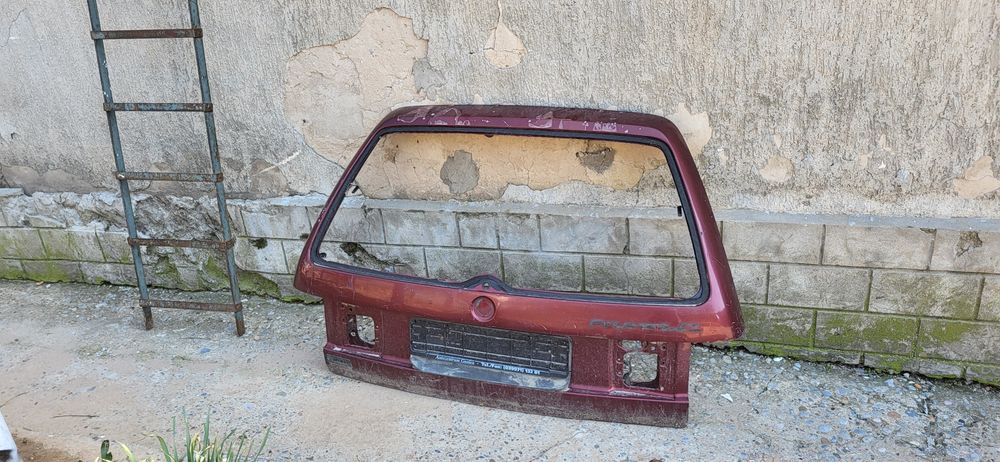 Багажная дверь на пасат Б 3