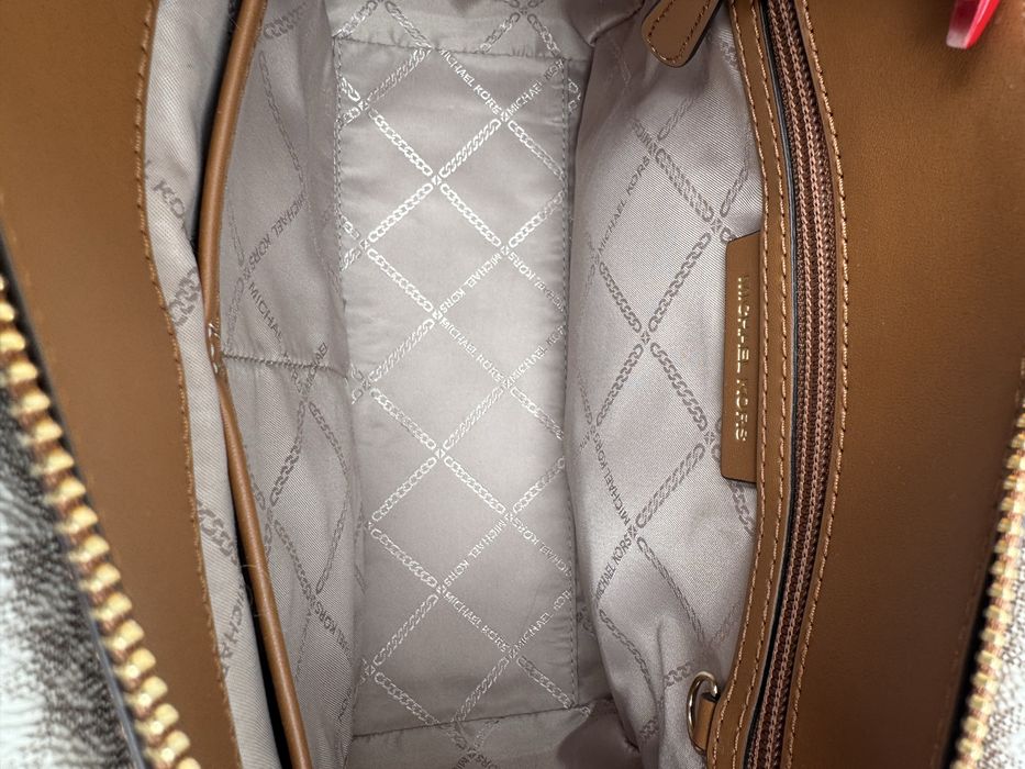 Michael Kors дамска чанта