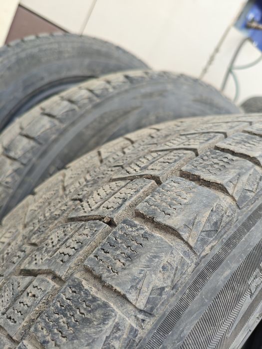 Продам Dunlop всесезонка 4 балона