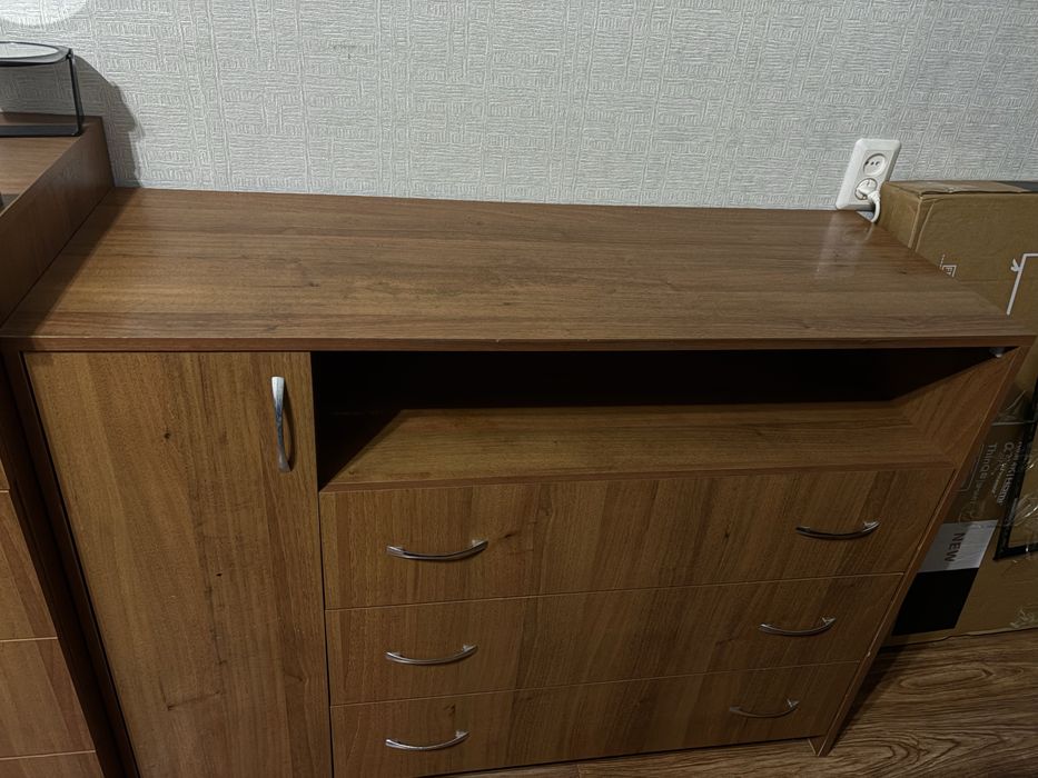 Продам тумбу 120*50