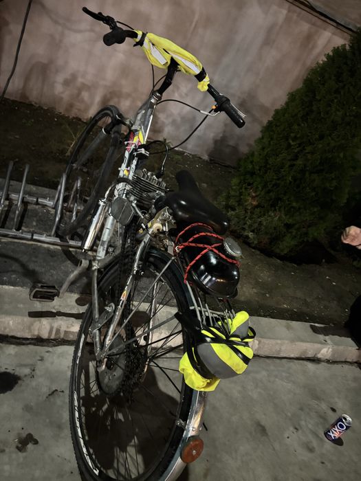 Bicicletă motorrr