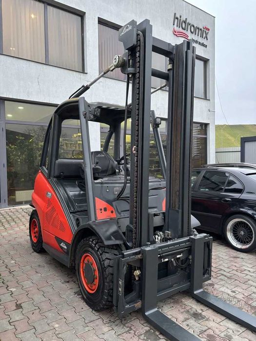 Stivuitor - Motostivuitor Linde H40D Anul fabricatiei 2012 Diesel