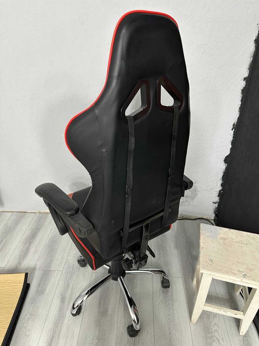 Игровое кресло компьютерное