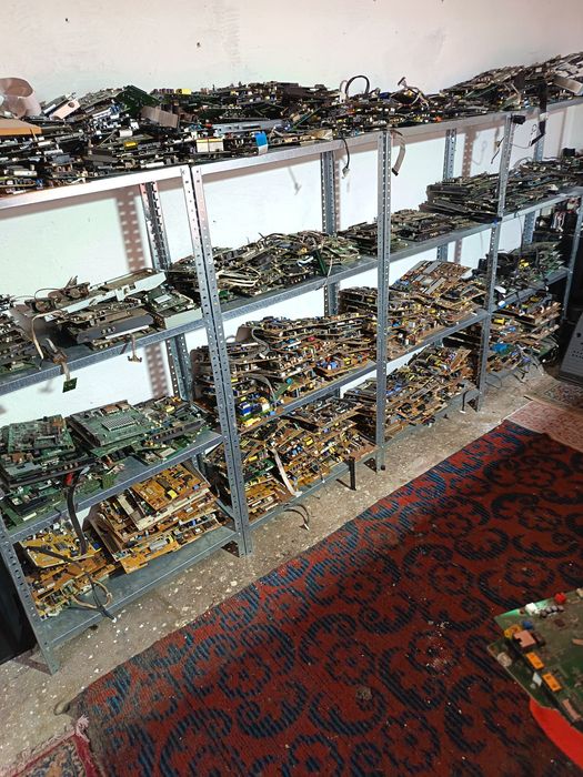 Vând placi baza la angro 20 lei buc