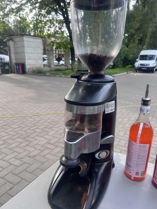 Кофемашина кофемолка